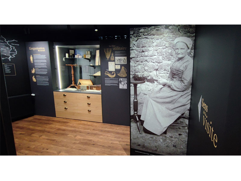 Musée du filet brodé et perlé
