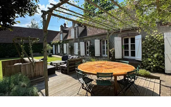 CdCTP-Fontaine-CampStGeorges-Terrasse-Rb&b1